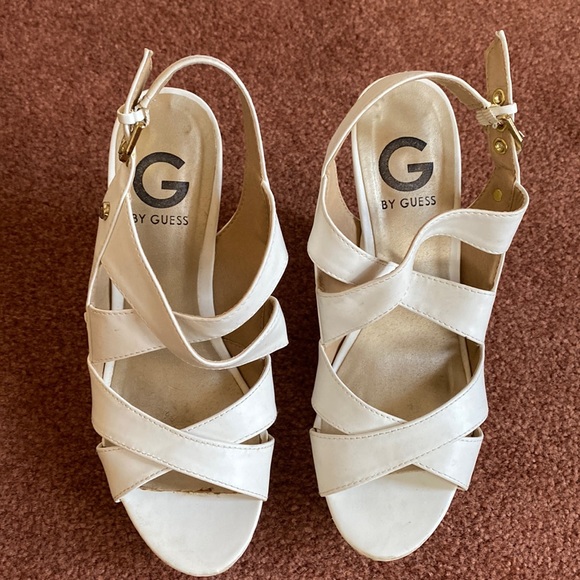 Guess Wedges - Picture 1 of 4